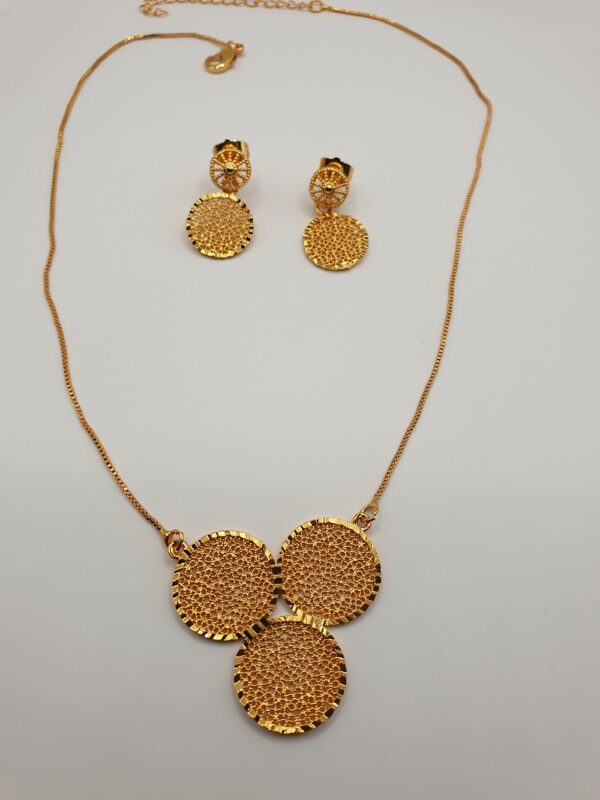Collier & boucles TATOU