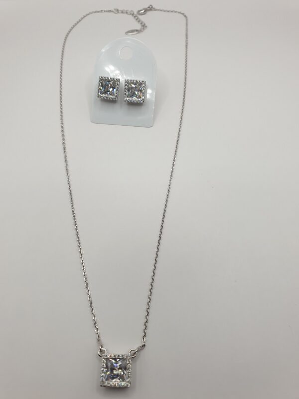 Chaine & boucles CRISTA