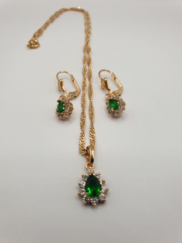 Chaine & boucles CRISTAL