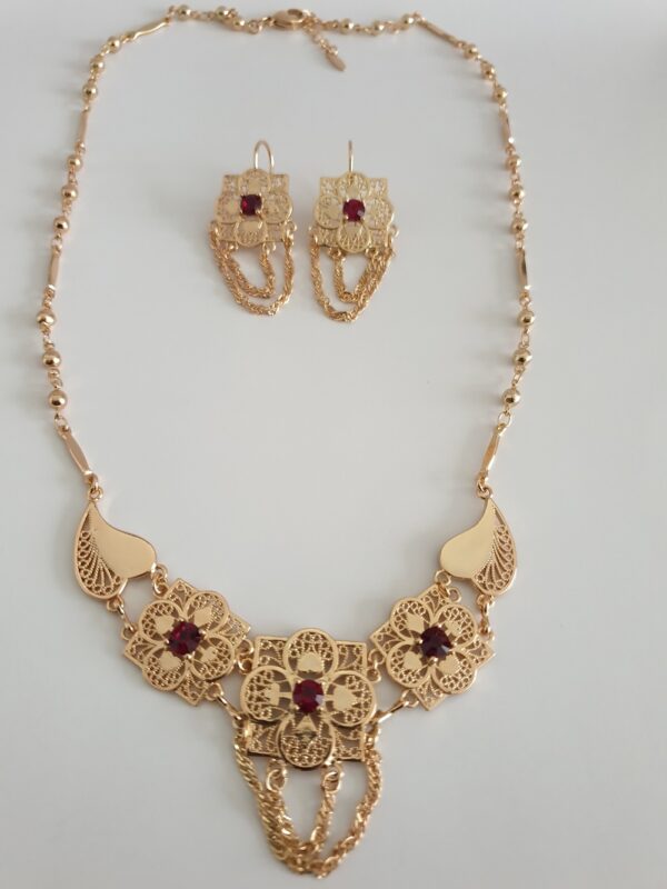 Collier & boucles ethniques MATA