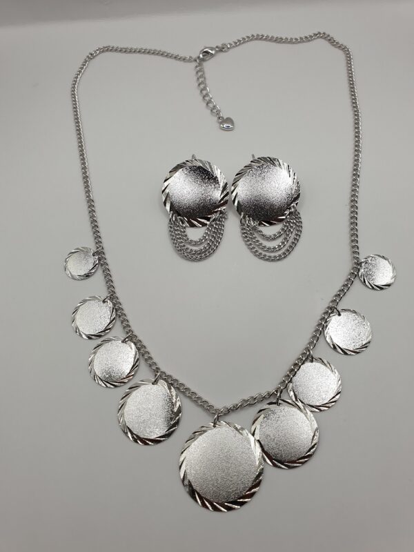 Collier & boucles MATA