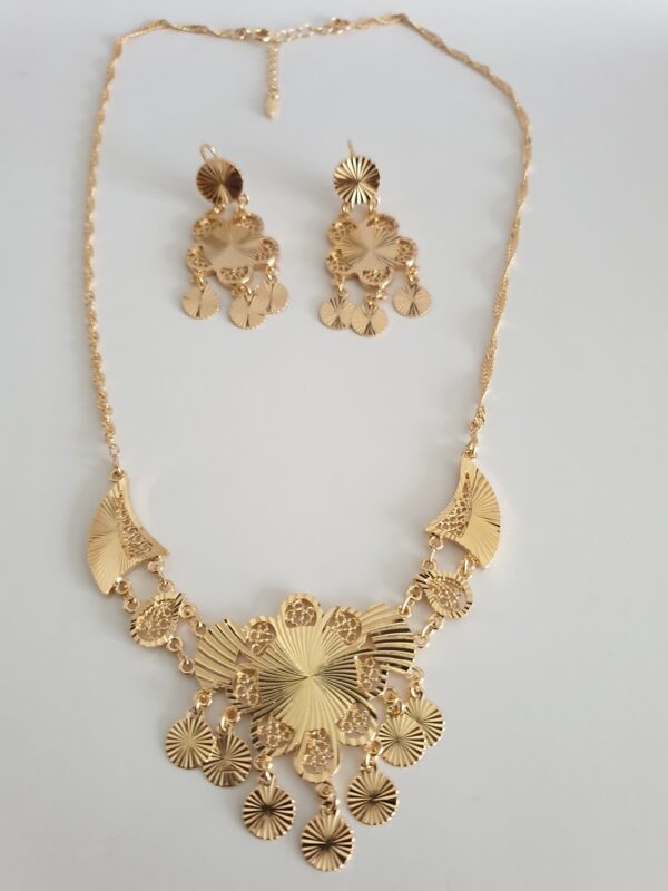 Collier & boucles ethniques YANGA
