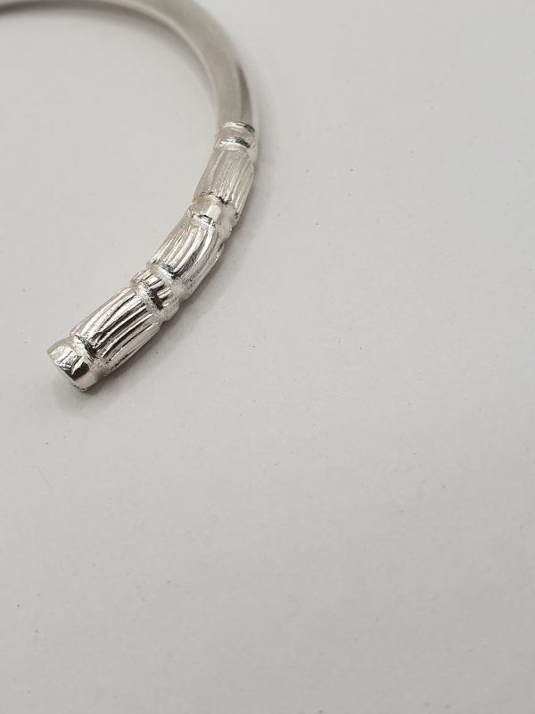 bracelet argent massif Djalou bijoux ethniques , sur moderne-bijoux.fr - Femmes du monde et Bijoux ethniques