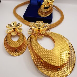 collier boucles ethniques femmes djenebou, sur moderne-bijoux.fr - Bijoux ethniques et Femme du monde