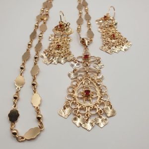 collier boucles ethniques Macira , sur moderne-bijoux.fr - Bijoux ethniques et Femmes du monde