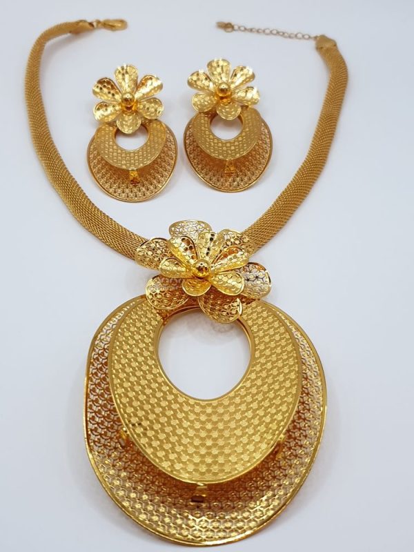collier boucles ethniques femmes djenebou , sur moderne-bijoux.fr - Bijoux ethniques & Femmes du monde