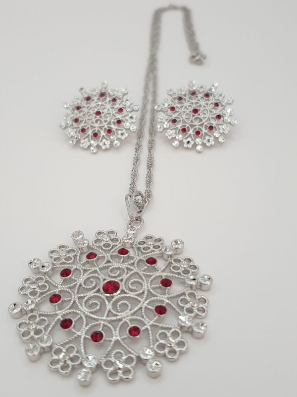 collier boucles ethniques fina, sur Bijoux- Ethniques- Femmes du monde