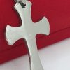 croix acier inoxydable lutin inri , sur moderne-bijoux.fr - Bijoux ethniques & Femmes du monde