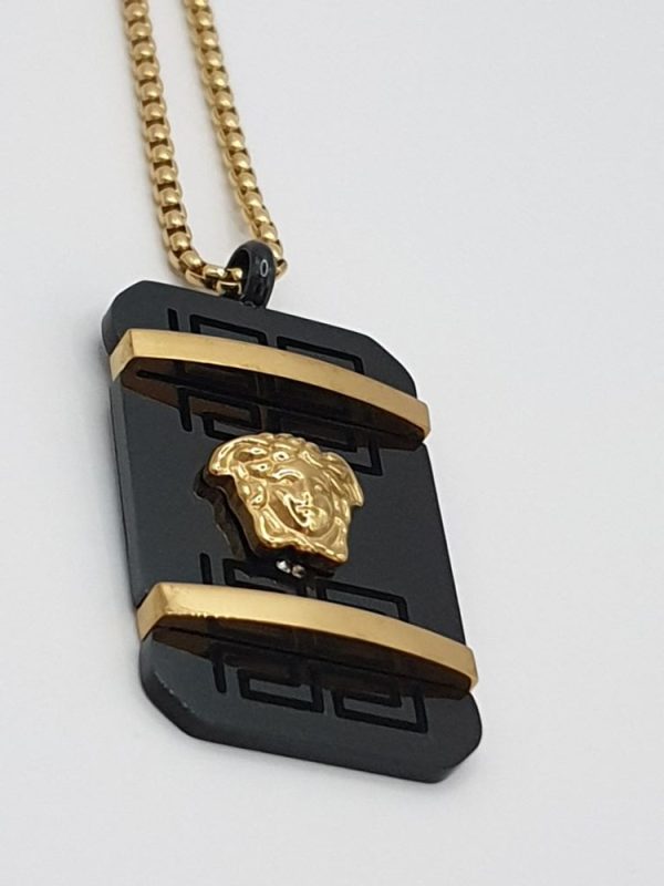 Chaine Homme acier inoxydable Moderne Bijoux : moderne-bijoux.fr , vous propose des chaines modernes en acier inoxydable pour tous les Hommes à travers le monde. Livraison Gratuite France Métropole
