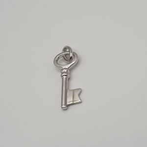 pendentif argent massif clef , sur moderne-bijoux.fr - Bijoux ethniques & Femmes du monde
