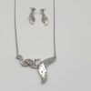chaine boucles blanc djen , sur moderne-bijoux.fr - Bijoux ethniques & Femmes du monde