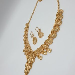 collier & boucles ethniques aminati , sur moderne-bijoux.fr - Bijoux ethniques & Femmes du monde