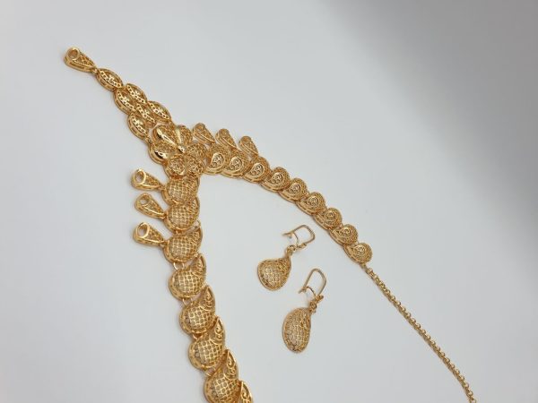 collier & boucles ethniques aminati , sur moderne-bijoux.fr - Bijoux ethniques & Femmes du monde