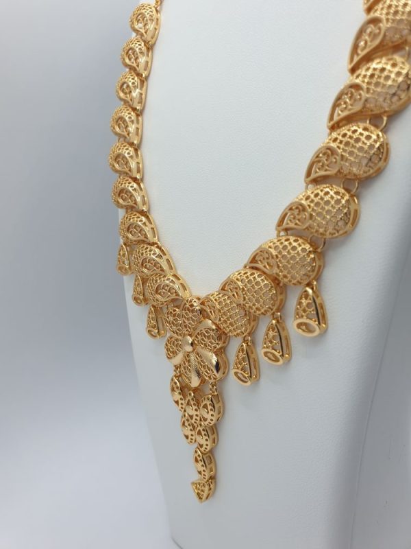 collier & boucles ethniques aminati , sur moderne-bijoux.fr - Bijoux ethniques & Femmes du monde