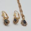 chaine & boucles d'oreilles noira, sur moderne-bijoux.fr - Bijoux ethniques & Femmes du monde