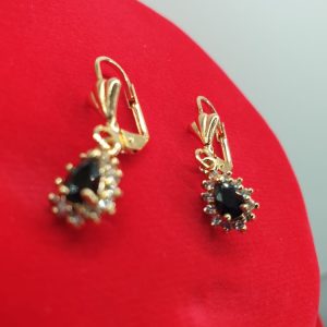 chaine & boucles d'oreilles noira, sur moderne-bijoux.fr - Bijoux ethniques & Femmes du monde