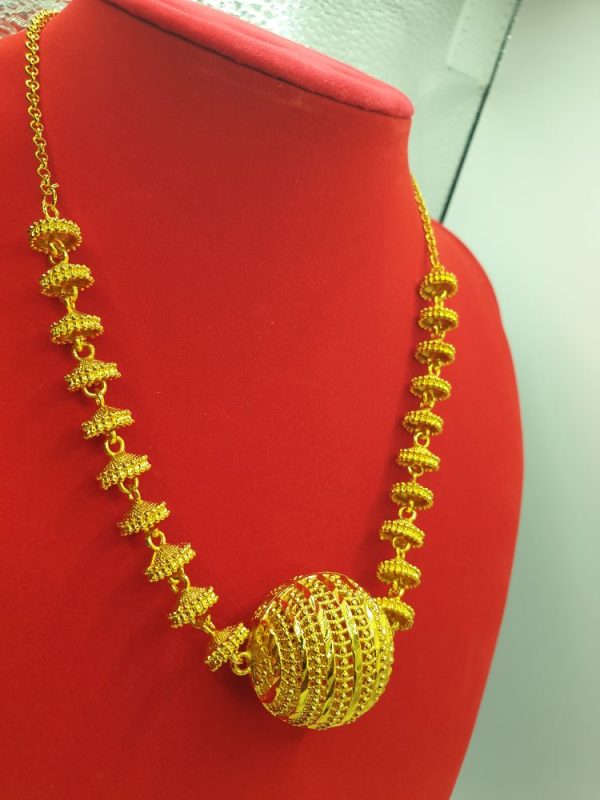 collier boucles oreilles ethniques dana ; sur moderne-bijoux.fr - Bijoux ethniques & Femmes du monde