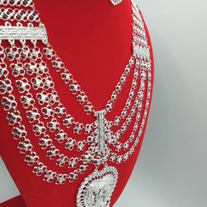 collier boucles oreilles ethniques emmata , sur moderne-bijoux.fr - Bijoux ethniques & Femmes du monde