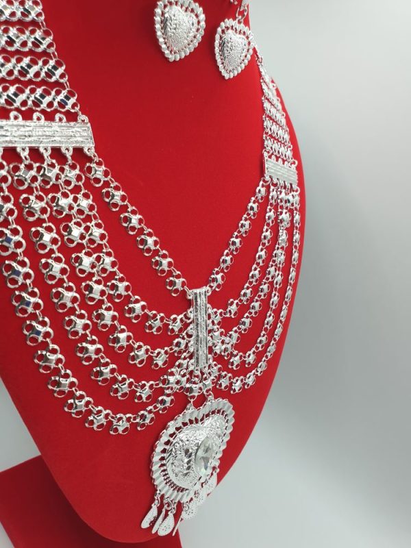 collier boucles oreilles ethniques emmata , sur moderne-bijoux.fr - Bijoux ethniques & Femmes du monde