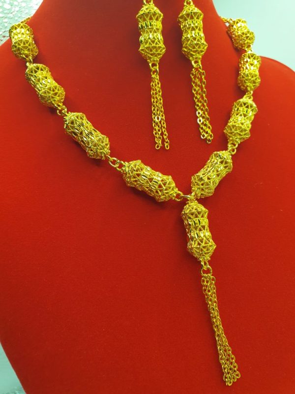 collier & boucles oreilles ethniques serenata, sur moderne-bijoux.fr - Bijoux ethniques & Femmes du monde