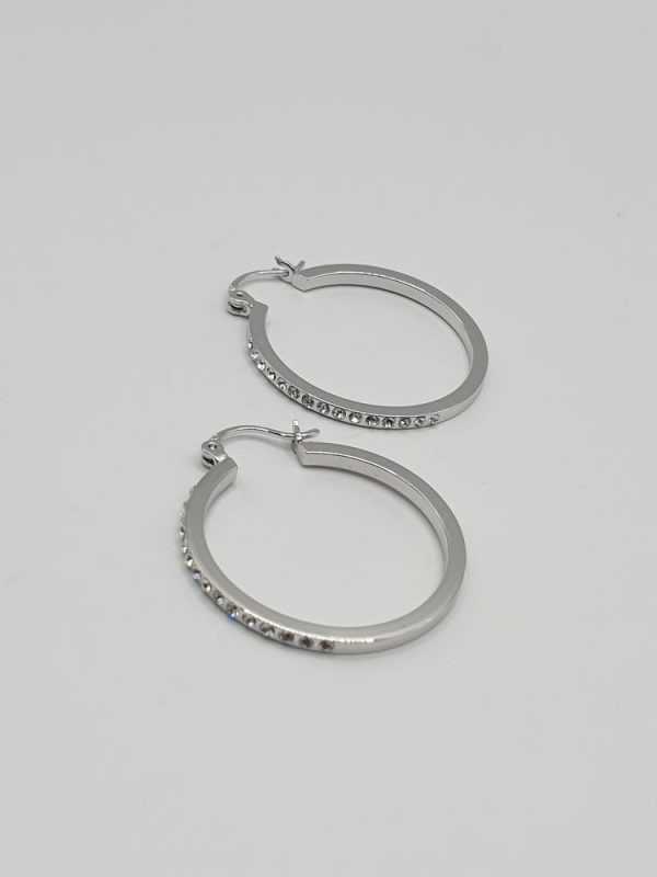 boucles oreilles juditha, sur moderne-bijoux.fr-Bijoux ethniques & Femmes du monde