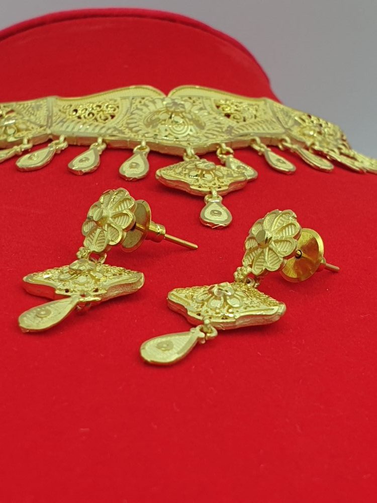 collier boucles oreilles ethniques waliss , sur moderne-bijoux.fr - Bijoux ethniques & Femmes du monde