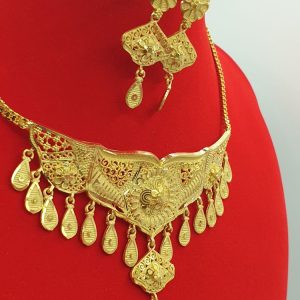 collier boucles oreilles ethniques waliss , sur moderne-bijoux.fr - Bijoux ethniques & Femmes du monde