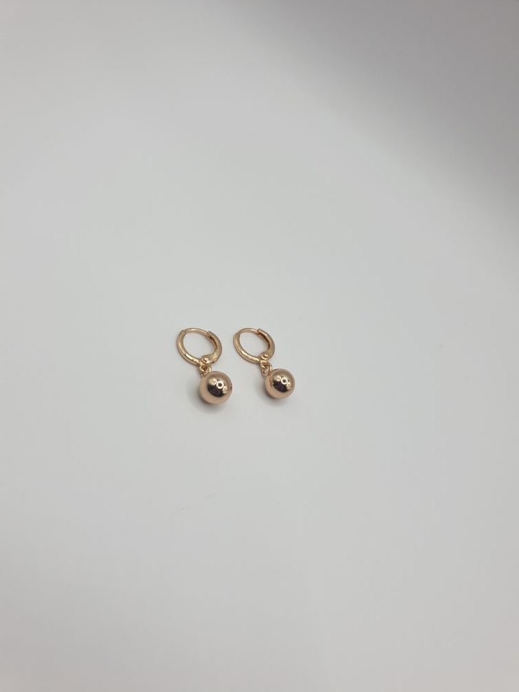 boucles oreilles enfant boule sur moderne-bijoux.fr - Bijoux ethnique & Femme du monde