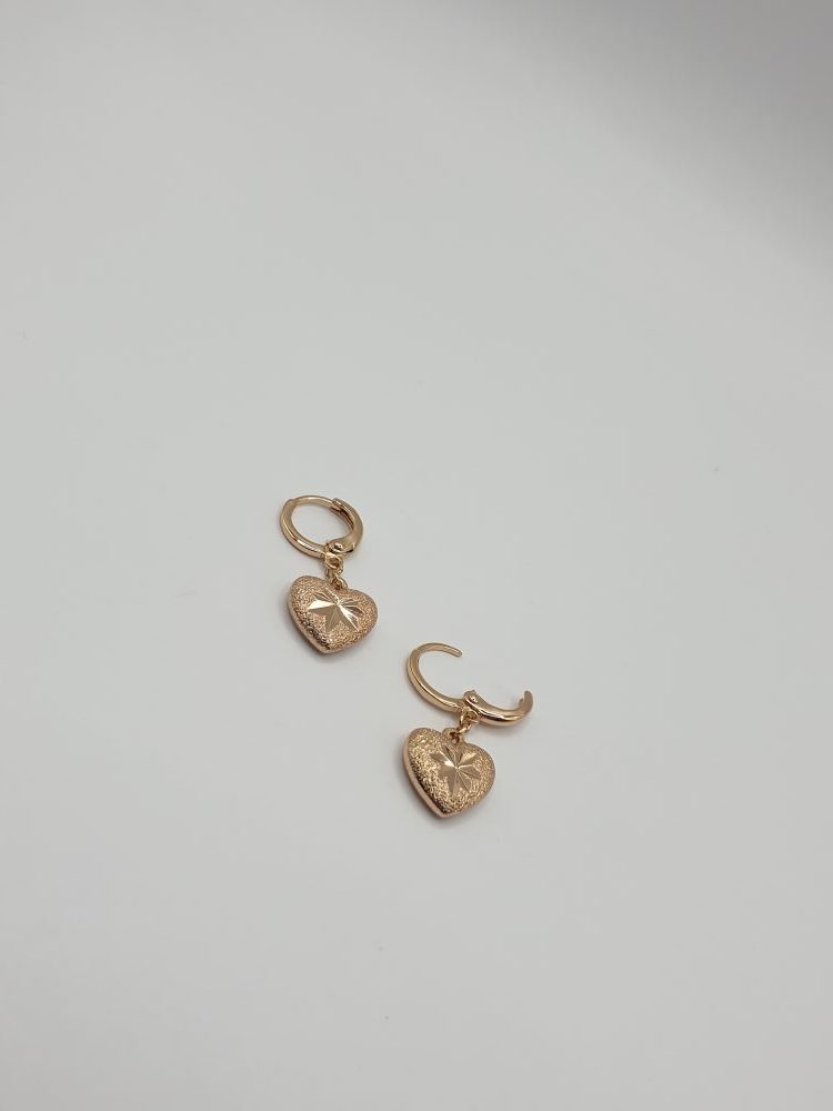 boucles oreilles enfant lia sur moderne-bijoux.fr - Bijoux ethniques & Femmes du monde
