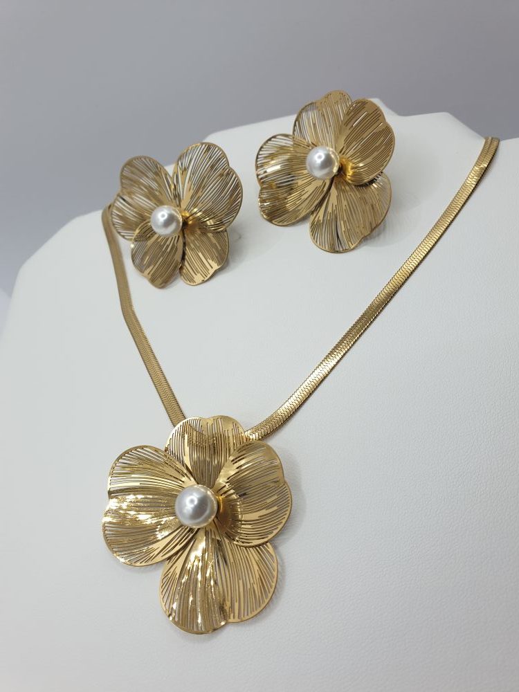 collier boucles oreilles acier inoxydable angea , sur moderne-bijoux.fr - Bijoux ethniques & Femmes du monde