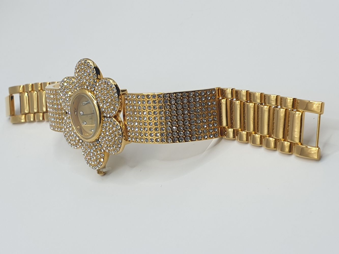 montre Albertina sur moderne-bijoux.fr - Bijoux ethniques & Femmes du monde