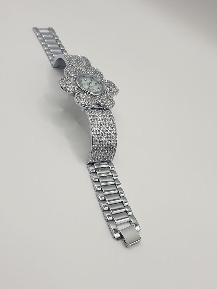 montre bugatina sur moderne-bijoux.fr - Bijoux ethniques & Femmes du monde