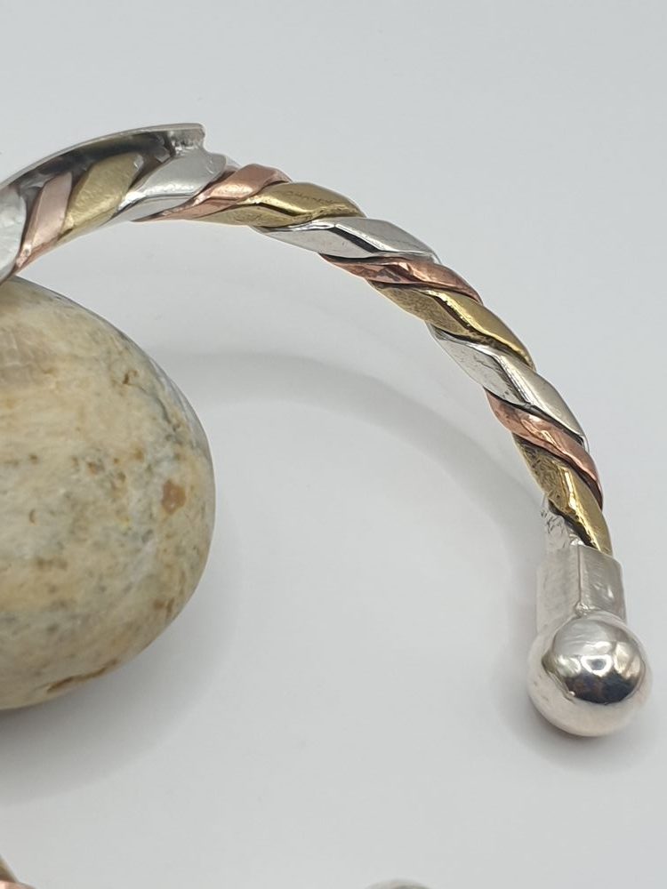 bracelet des trois métaux naminoro yele , sur moderne-bijoux.fr - Bijoux ethnique & Femmes du monde