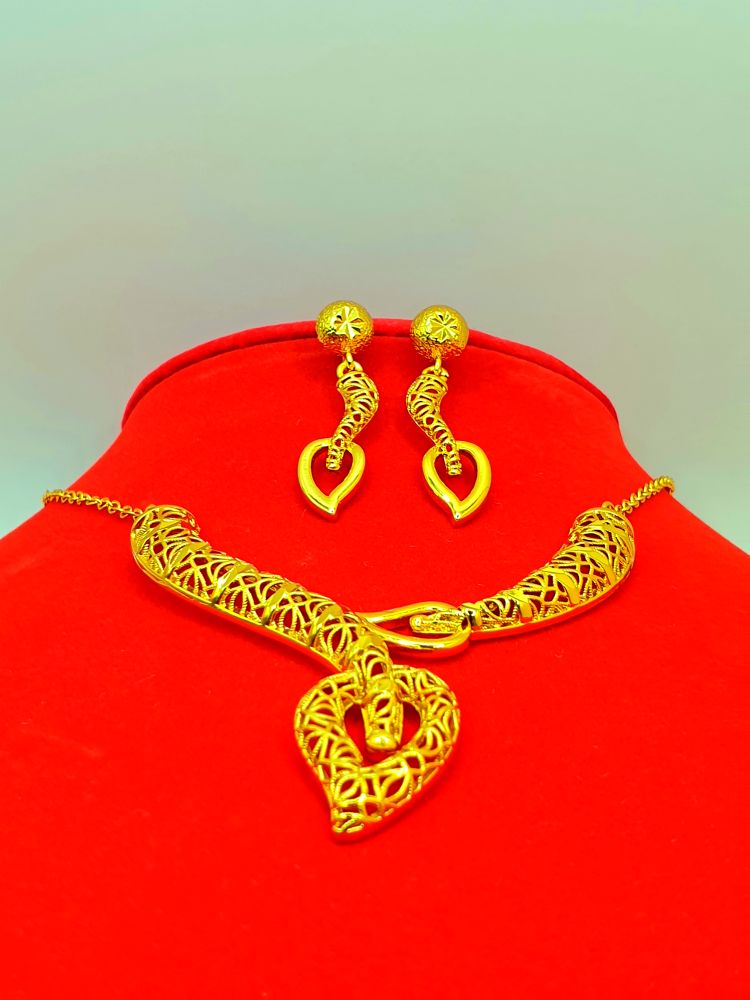 collier boucles ethniques colati , sur moderne-bijoux.fr - bijoux ethniques & Femmes du monde