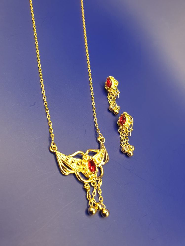 collier boucles oreilles ethniques djitina , sur moderne-bijoux .fr - Bijoux ethniques & Femmes du monde