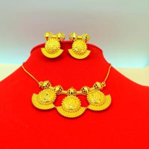 collier boucles ethniques kita , sur moderne-bijoux.fr - Bijoux ethniques & Femmes du monde