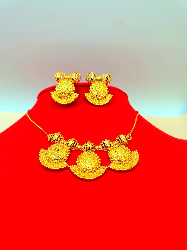 collier boucles ethniques kita , sur moderne-bijoux.fr - Bijoux ethniques & Femmes du monde
