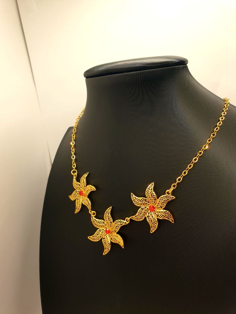 collier & boucles ylang ylang , sur moderne-bijoux.fr - Bijoux ethniques & Femmes du monde