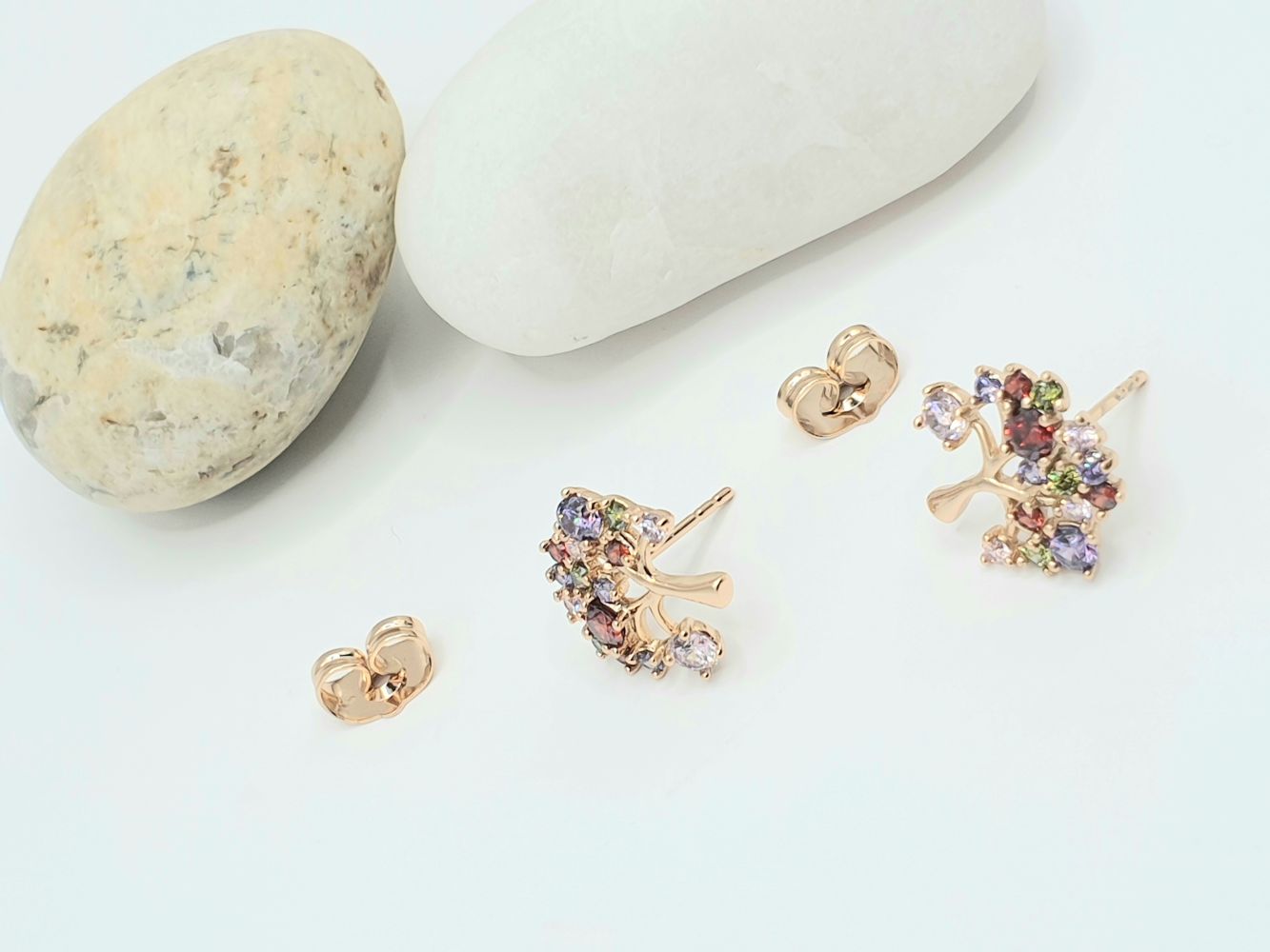 boucles oreilles yirina , sur moderne-bijoux.fr - Bijoux ethniques & Femmes du monde
