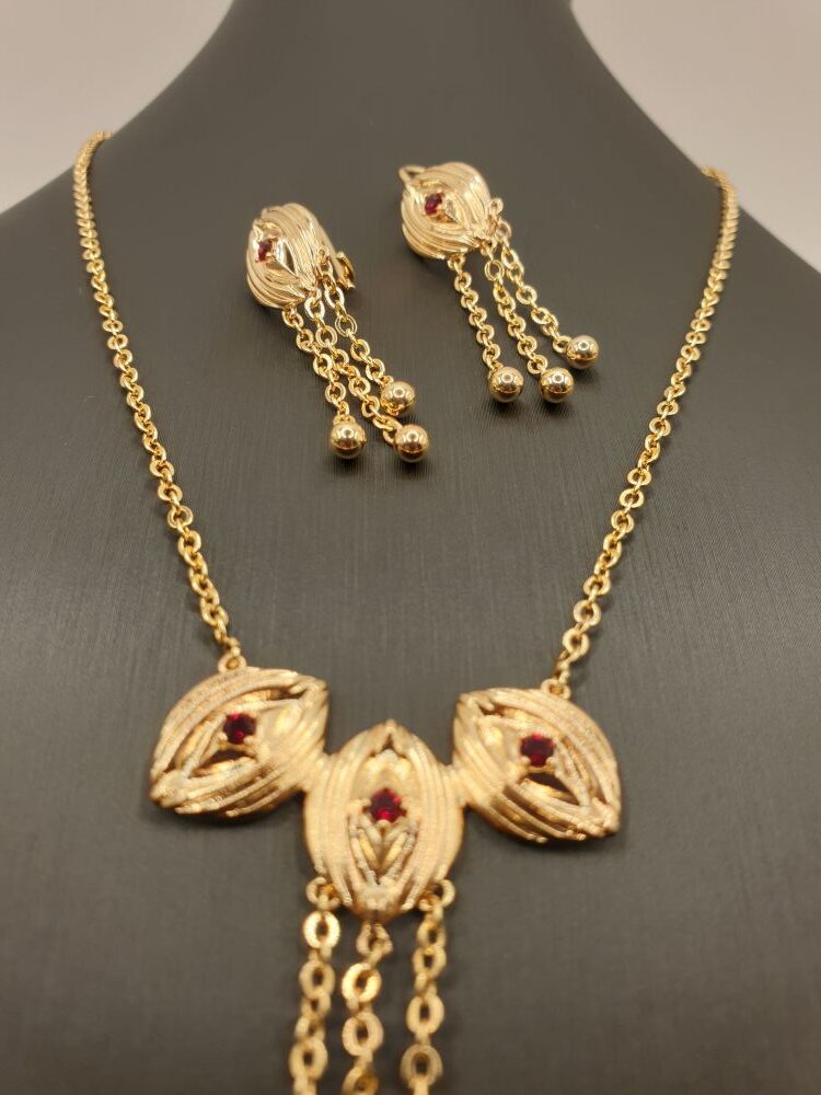 collier boucles ethniques zakiya , sur moderne-bijoux.fr - Bijoux ethniques & Femmes du monde
