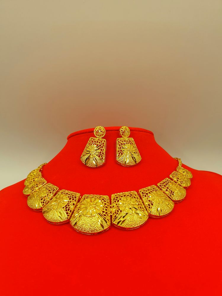 collier & boucles ethniques zuma , sur moderne-bijoux .fr - Bijoux ethniques & Femmes du monde